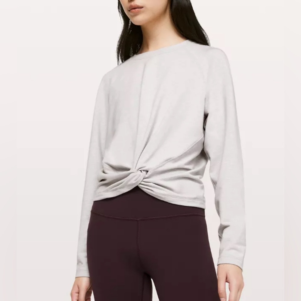 LULU🍋 Tuck & Gather‎ Pullover